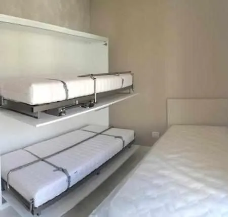 Trilocale In Pieno Centro Lt0244