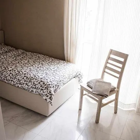 Trilocale In Pieno Centro Lt0244 Apartment Alassio