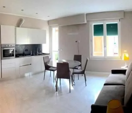 Trilocale In Pieno Centro Lt0244 Apartment