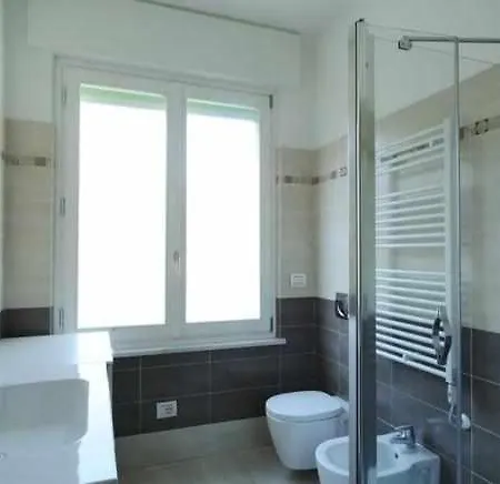Trilocale In Pieno Centro Lt0244 Alassio