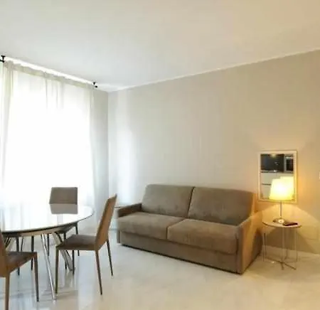 Trilocale In Pieno Centro Lt0244 * Alassio